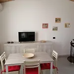 Sentieri Sul Mare * מונליה